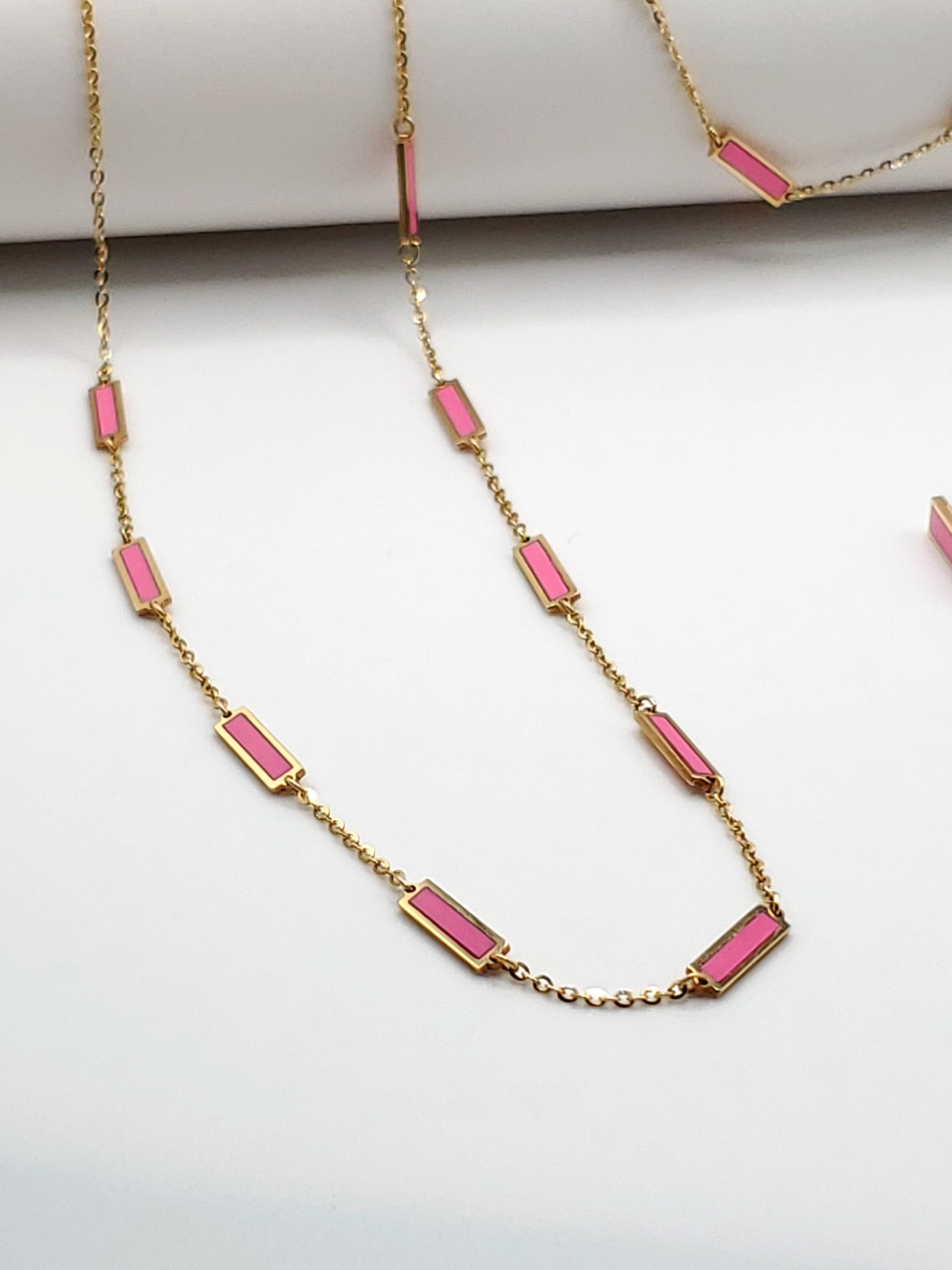 14k gold necklace with pink bars