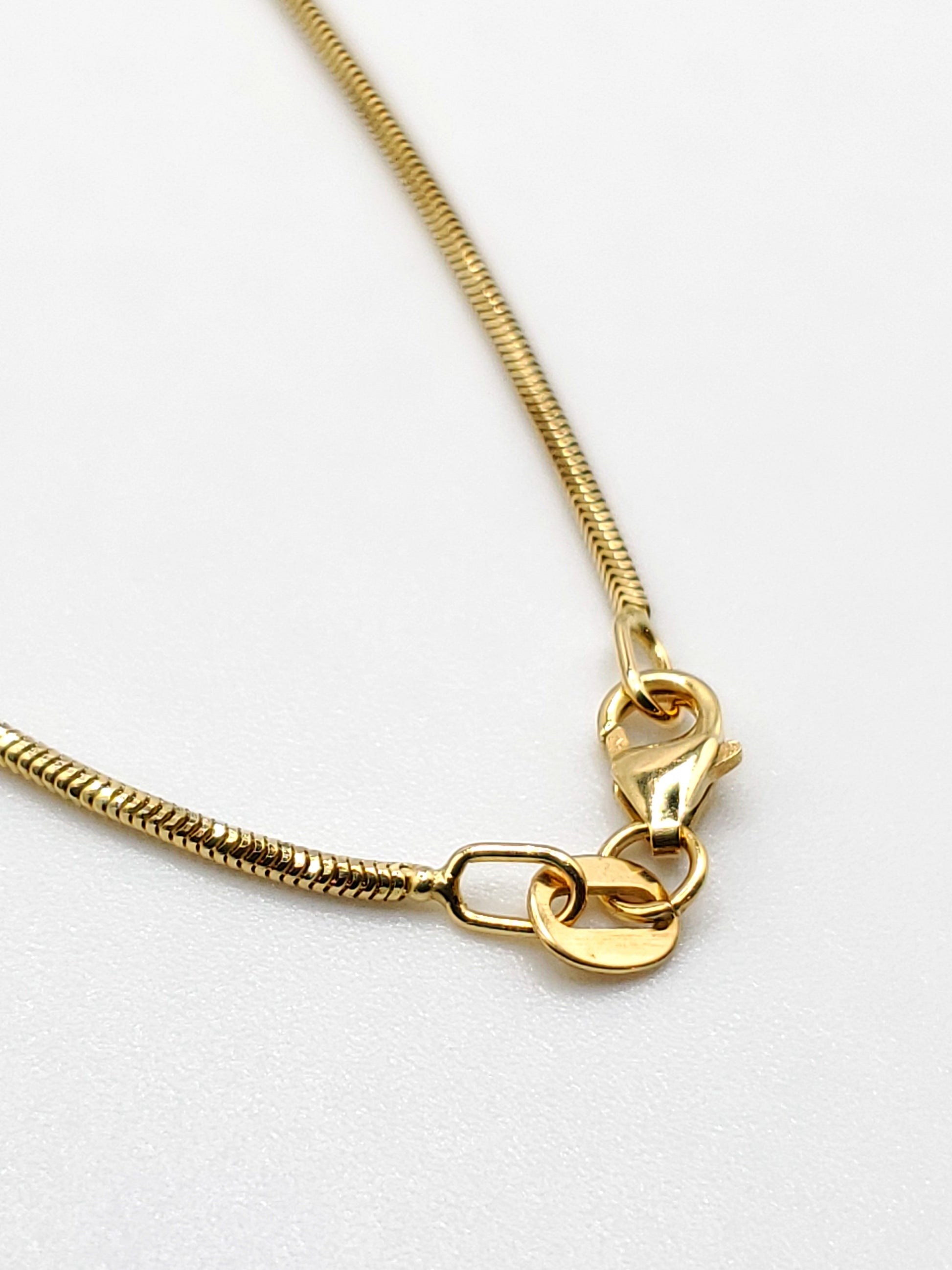 14k gold 18 inch snake chain clasp